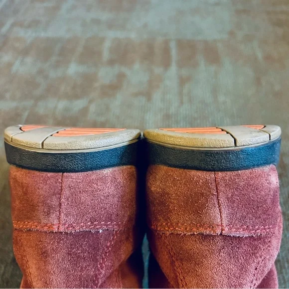 Chaco Brick Red Waterproof Suede Andorra Lace Up Boots, size 8.5 39.5 - Picture 13 of 13